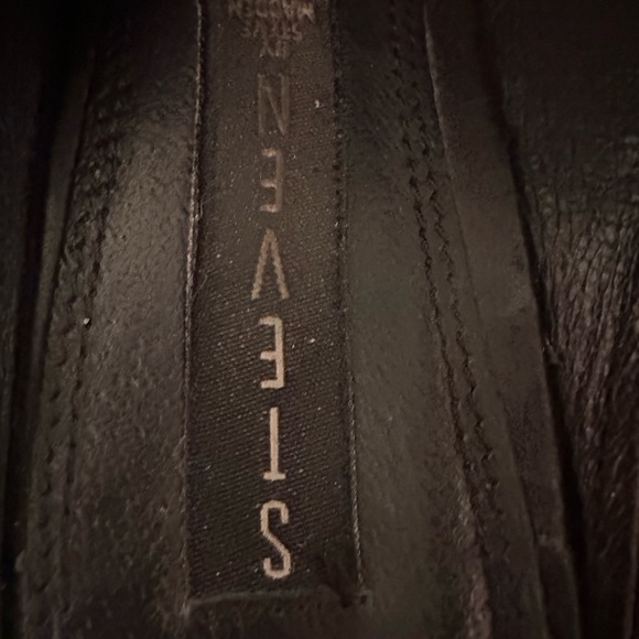 Black Steve Madden shoes size 9 - Picture 3 of 3